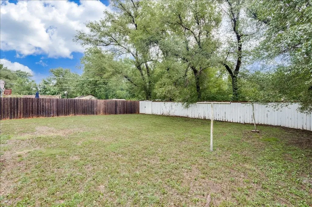 1238 N Derby Avenue Derby KS 67037