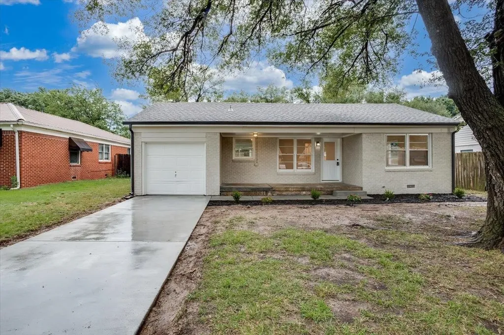 1238 N Derby Avenue Derby KS 67037