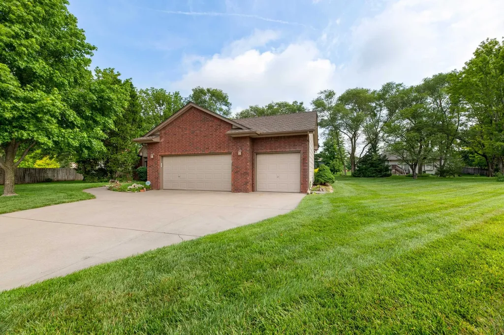 920 S Stagecoach Court Wichita KS 67230
