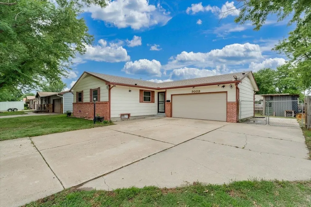 3003 S Chase Wichita KS 67217