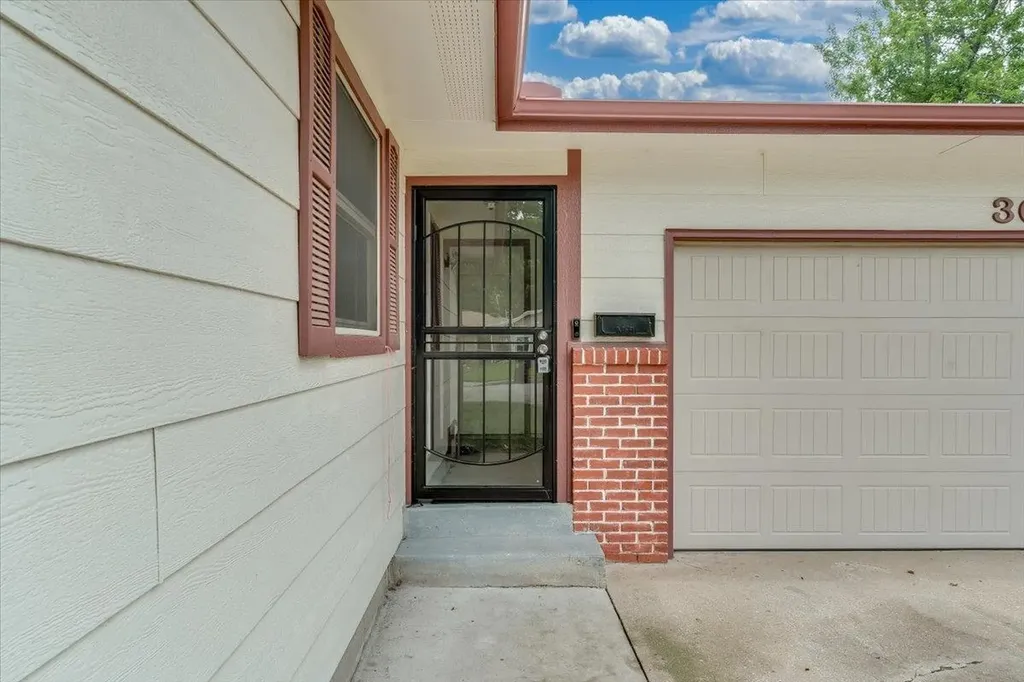 3003 S Chase Wichita KS 67217