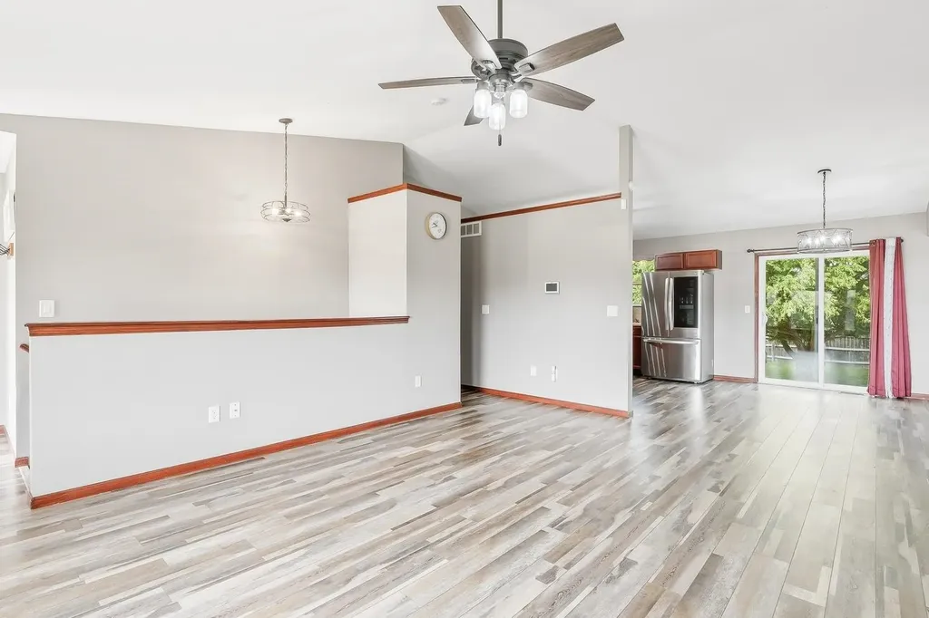251 S Stoneridge Street Valley Center KS 67147-4727