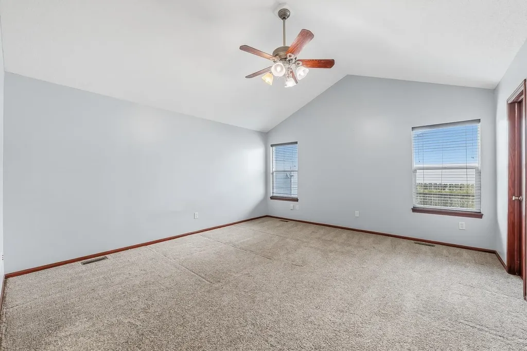 251 S Stoneridge Street Valley Center KS 67147-4727