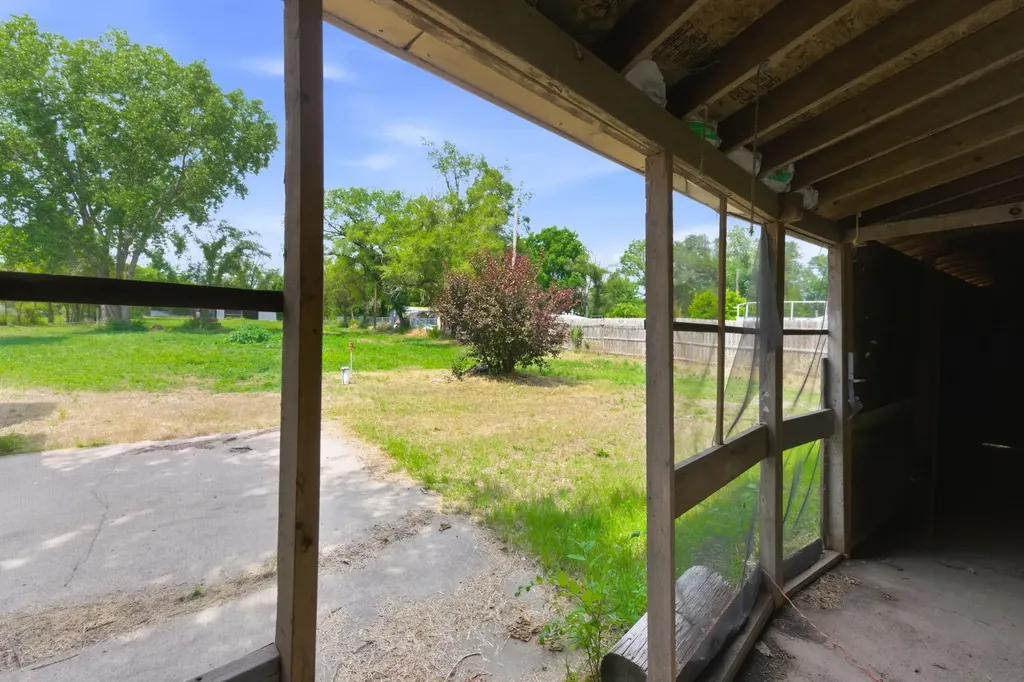 528 E 79th Street S Haysville KS 67060
