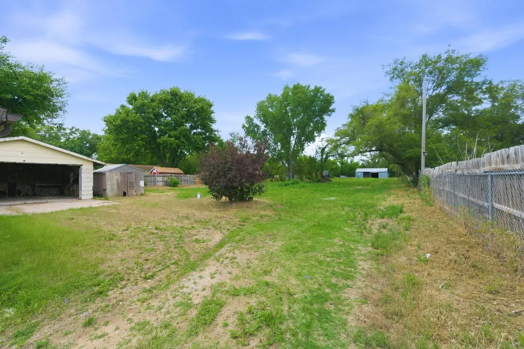 528 E 79th Street S Haysville KS 67060