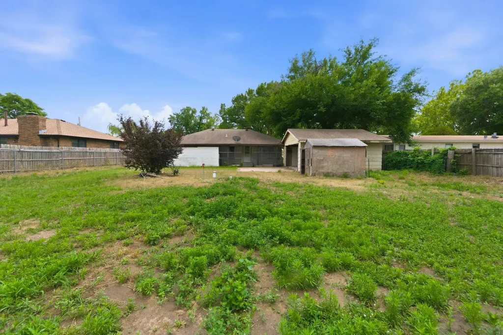 528 E 79th Street S Haysville KS 67060