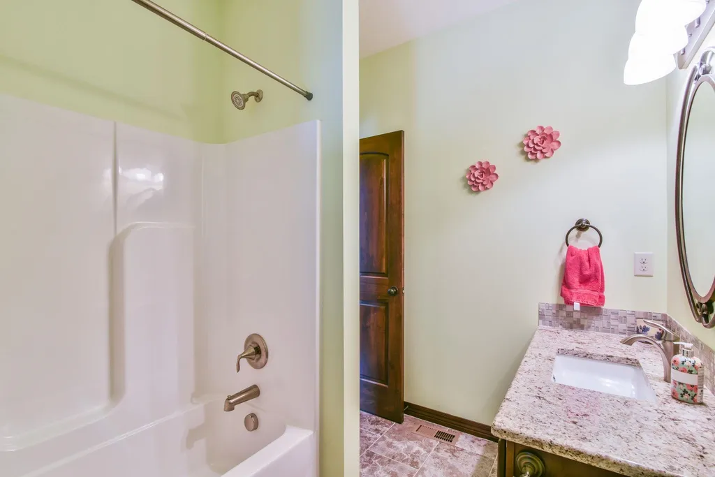 217 S Grant Clearwater KS 67026