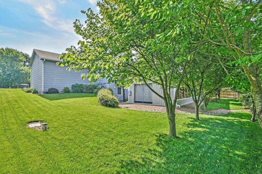 217 S Grant Clearwater KS 67026