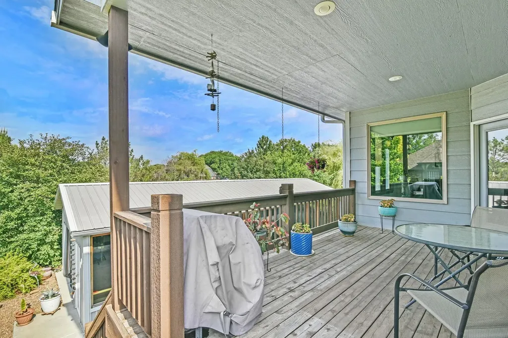 217 S Grant Clearwater KS 67026