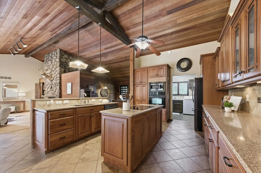 844 N Sandpiper Court Wichita KS 67230