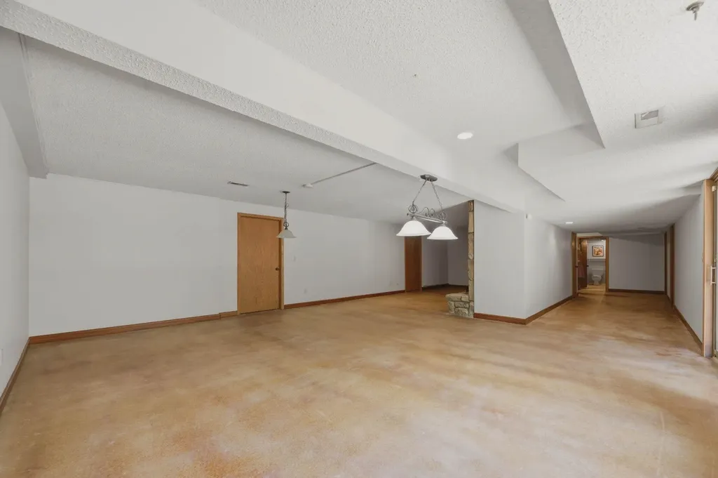 844 N Sandpiper Court Wichita KS 67230