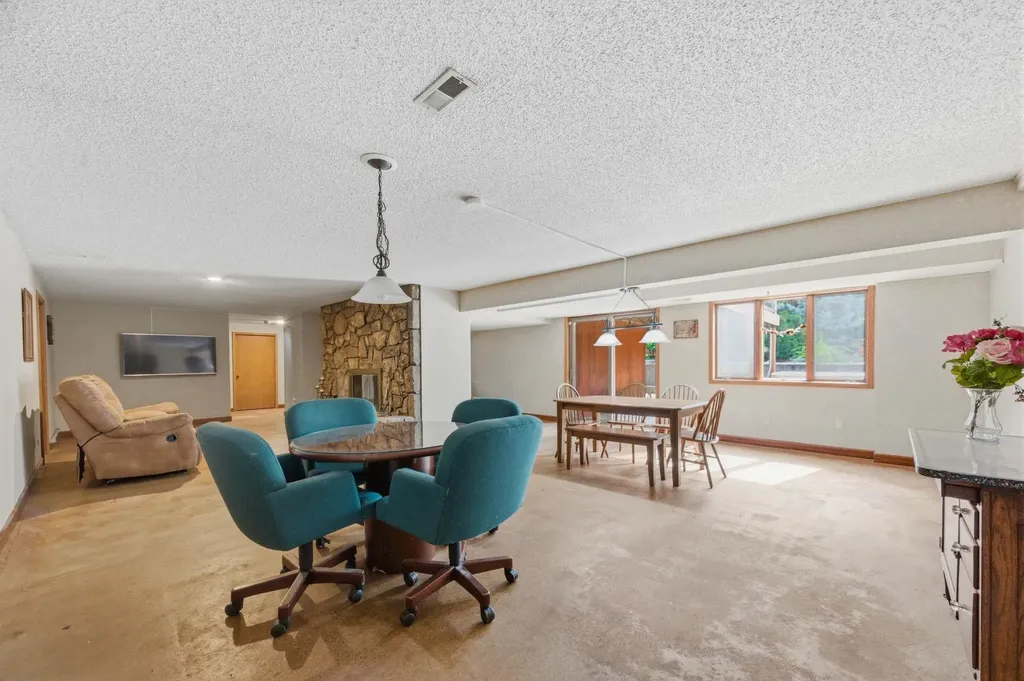 844 N Sandpiper Court Wichita KS 67230