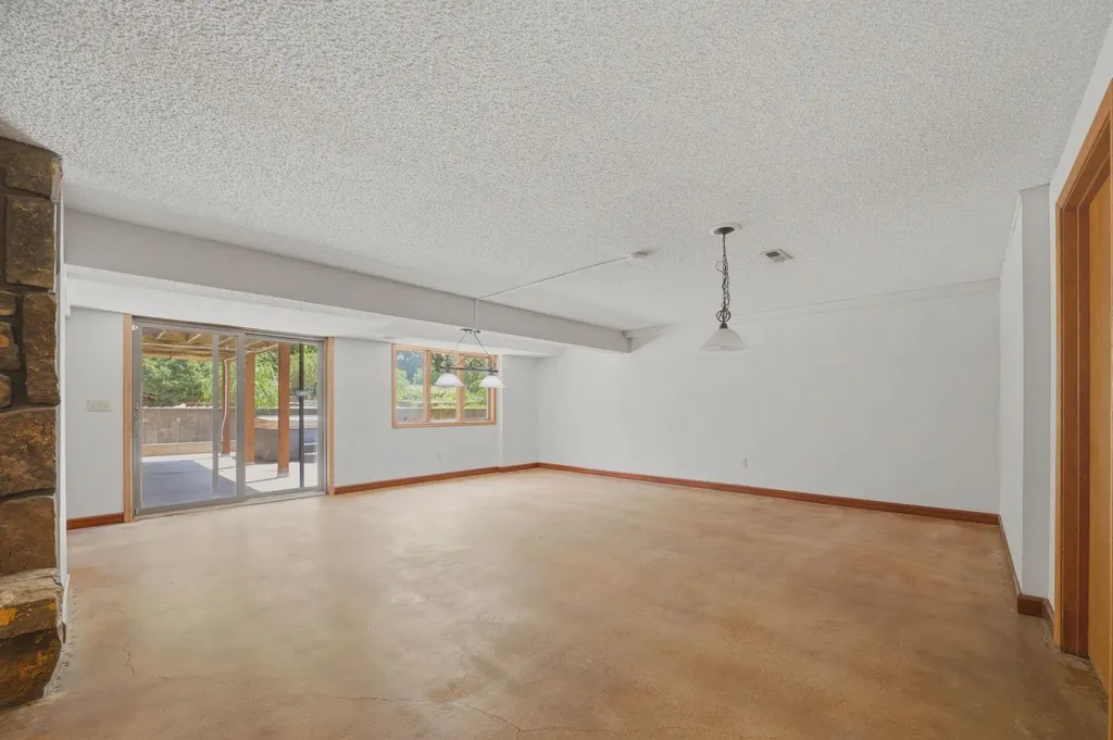 844 N Sandpiper Court Wichita KS 67230