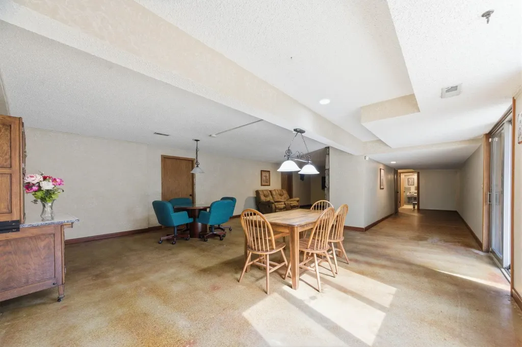 844 N Sandpiper Court Wichita KS 67230