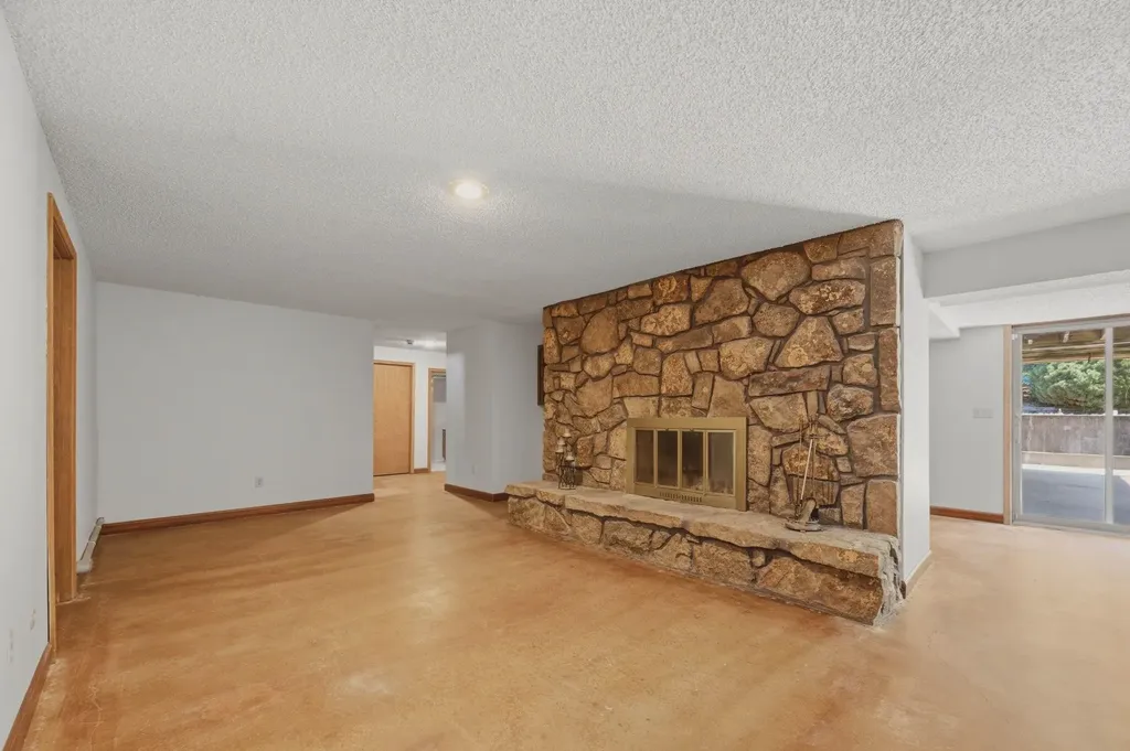 844 N Sandpiper Court Wichita KS 67230
