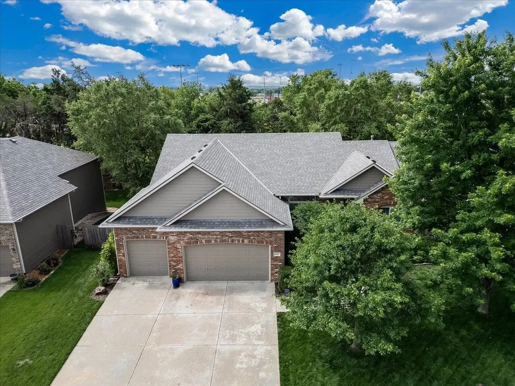 1425 E Summerlyn Drive Derby KS 67037