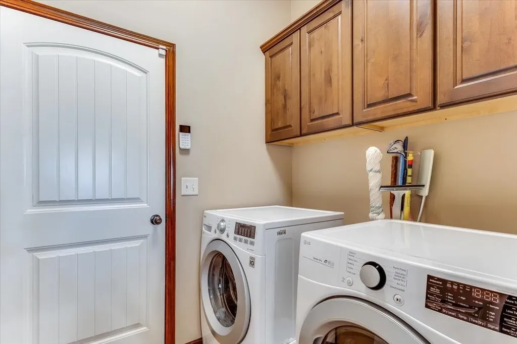 1425 E Summerlyn Drive Derby KS 67037
