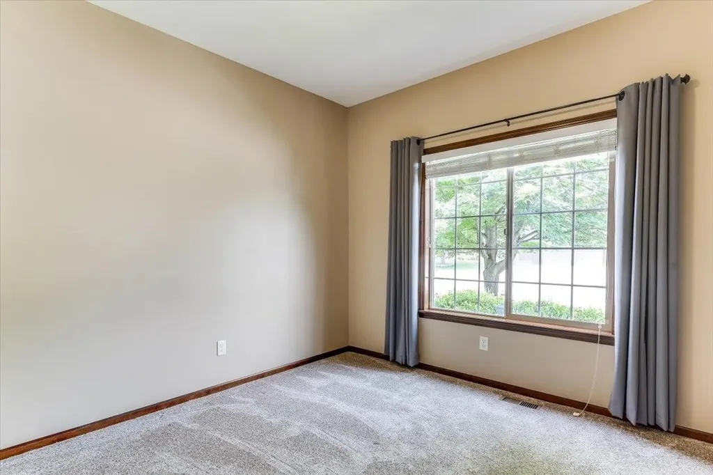 1425 E Summerlyn Drive Derby KS 67037