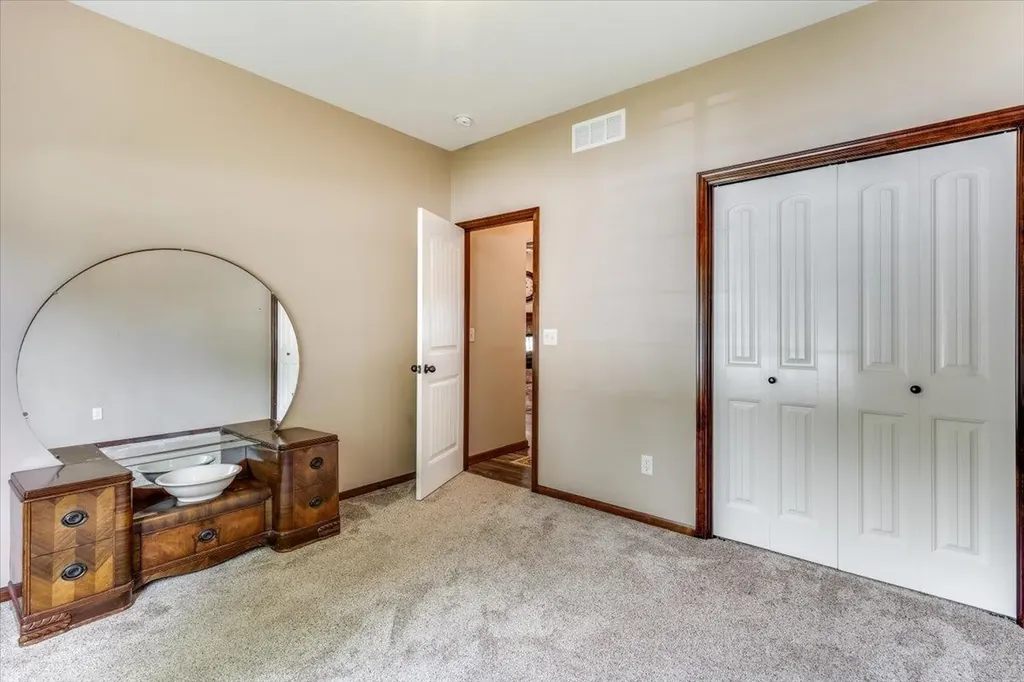 1425 E Summerlyn Drive Derby KS 67037