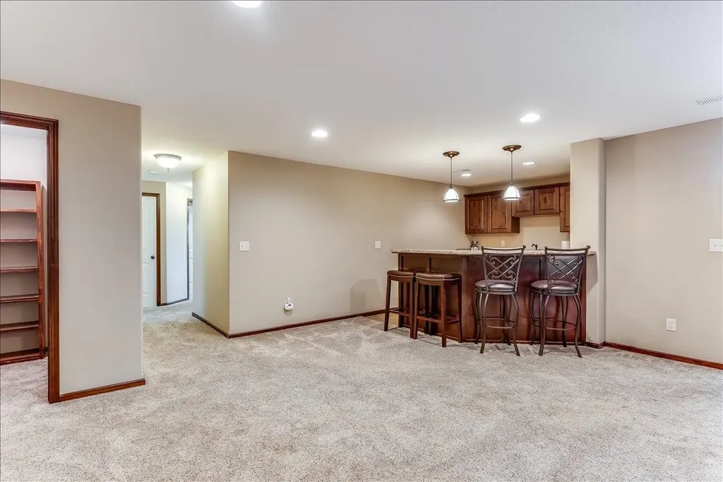 1425 E Summerlyn Drive Derby KS 67037