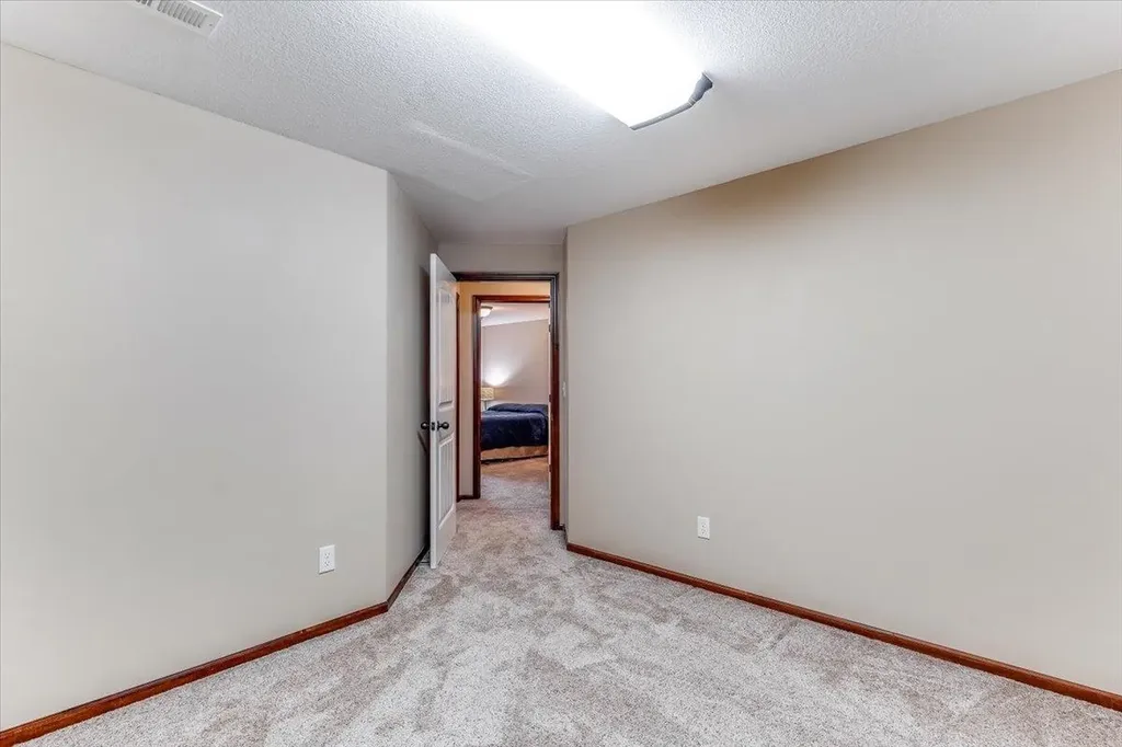 1425 E Summerlyn Drive Derby KS 67037