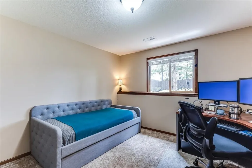 1425 E Summerlyn Drive Derby KS 67037