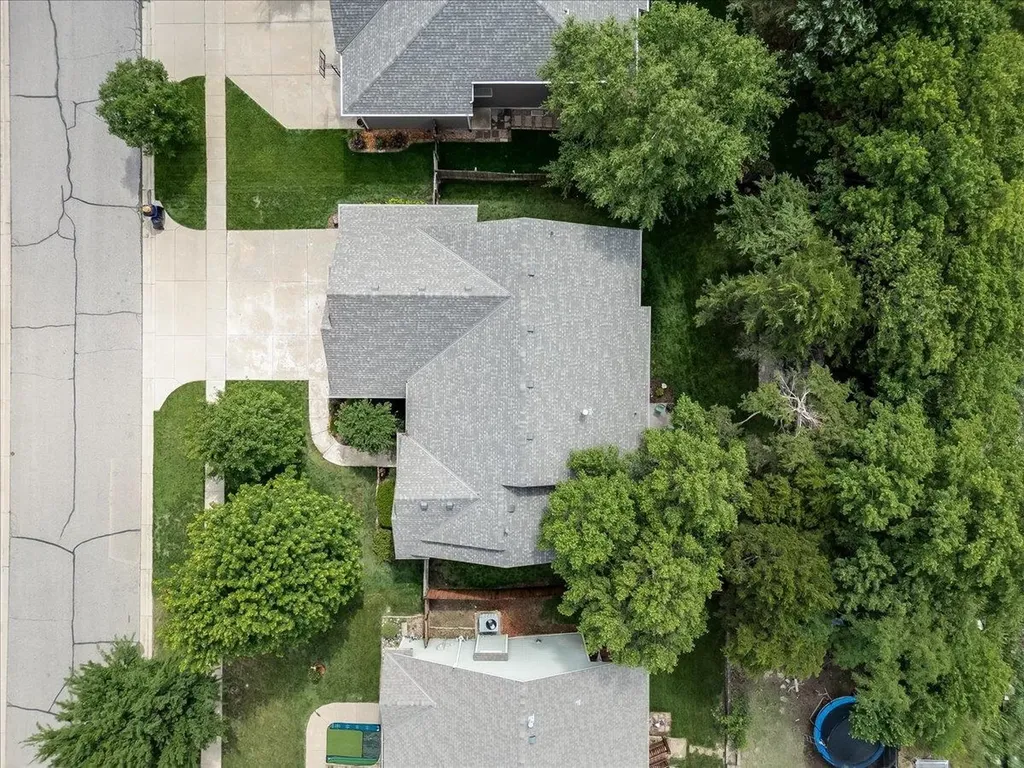 1425 E Summerlyn Drive Derby KS 67037