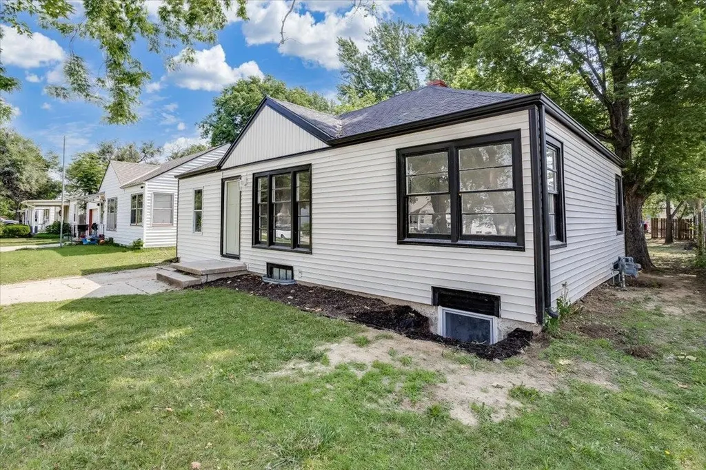 2342 S Mosley Avenue Wichita KS 67211
