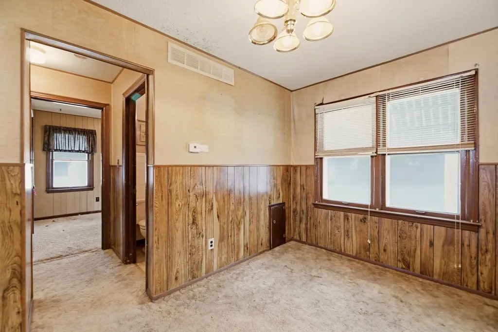 2111 S Pattie Wichita KS 67211