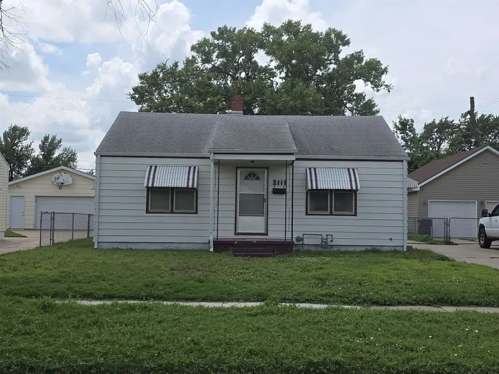 2111 S Pattie Wichita KS 67211