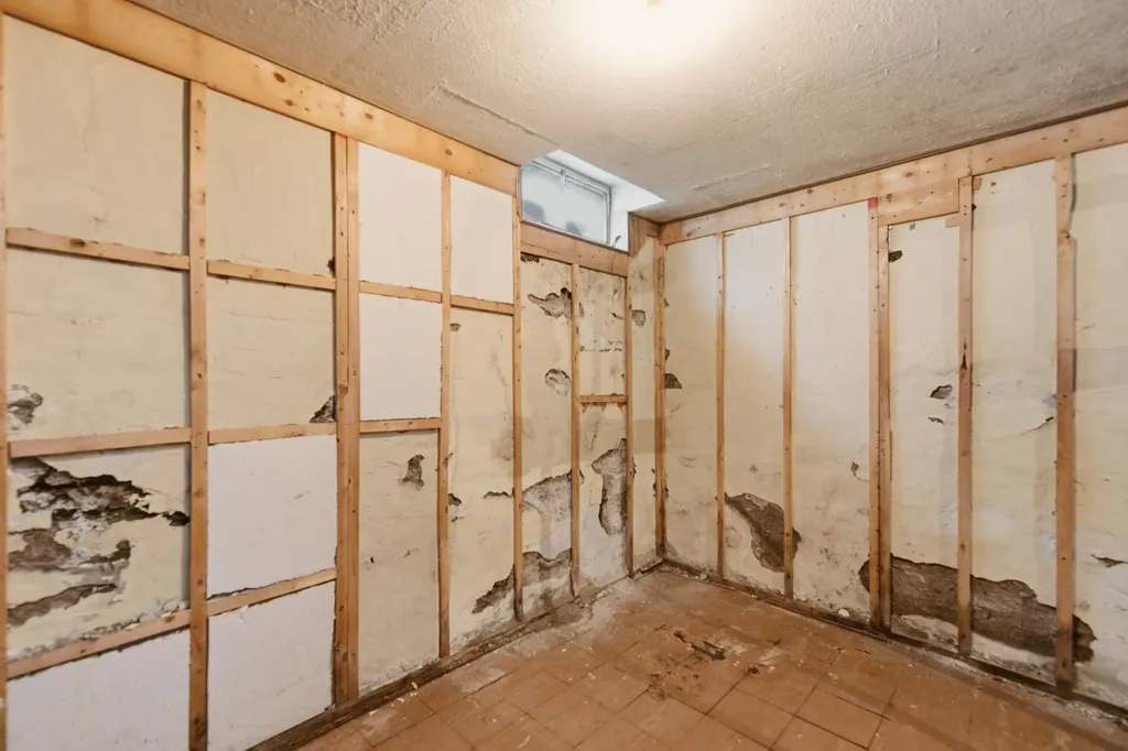 2111 S Pattie Wichita KS 67211
