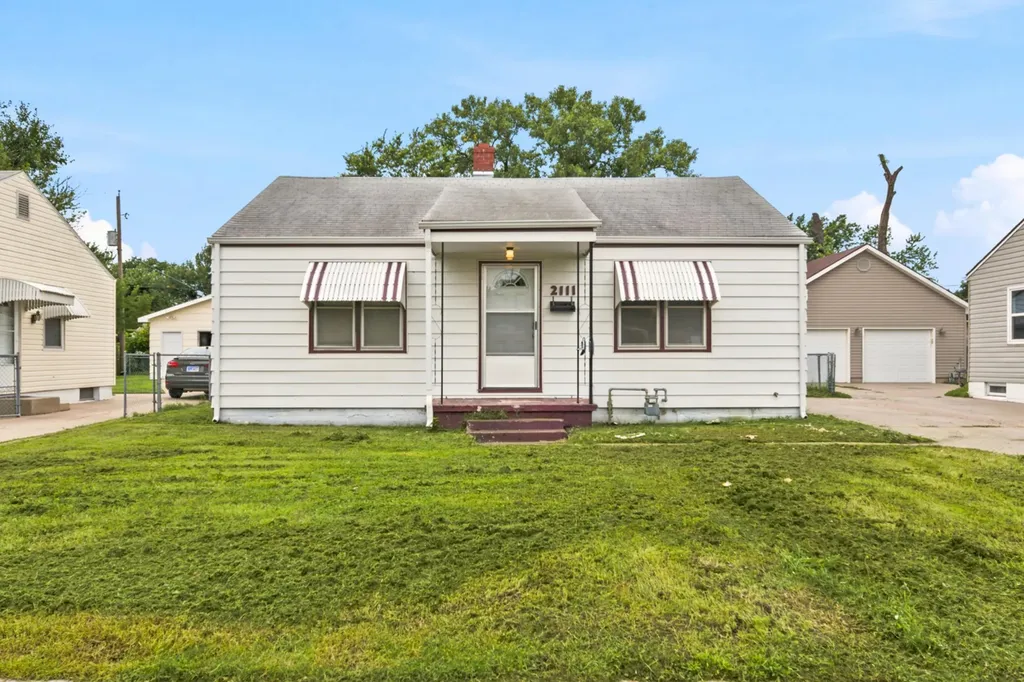 2111 S Pattie Wichita KS 67211