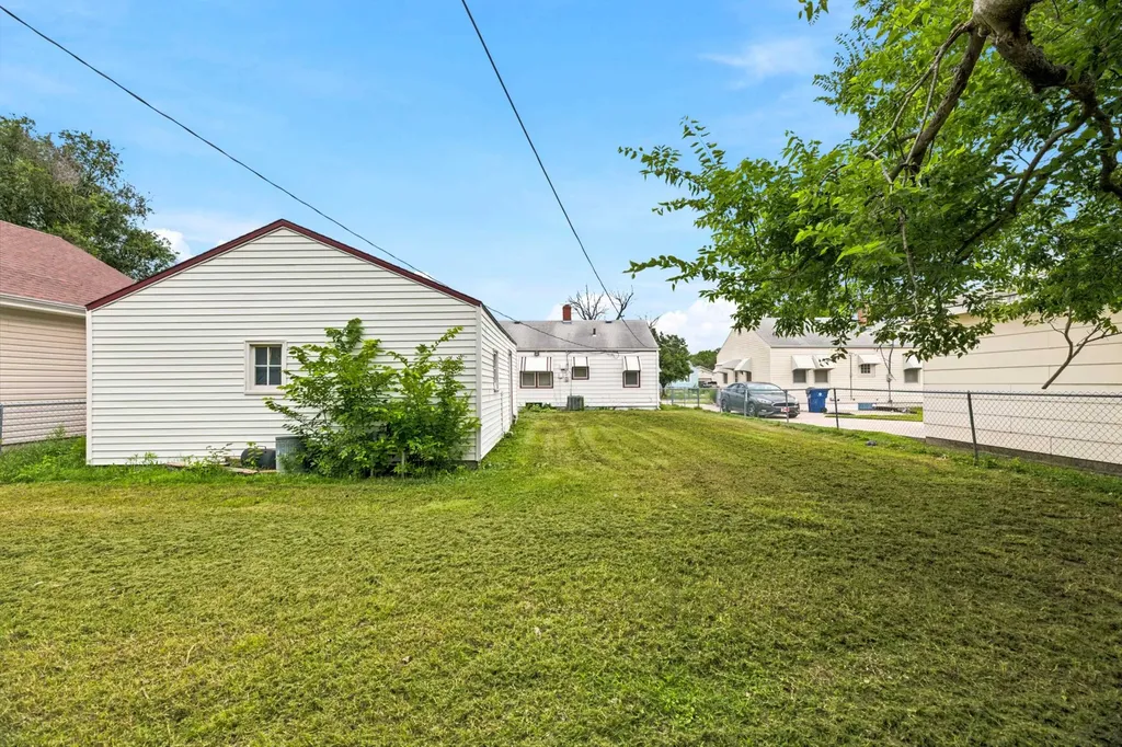 2111 S Pattie Wichita KS 67211