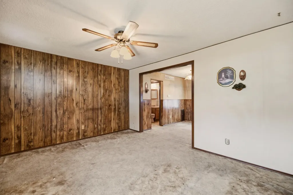 2111 S Pattie Wichita KS 67211