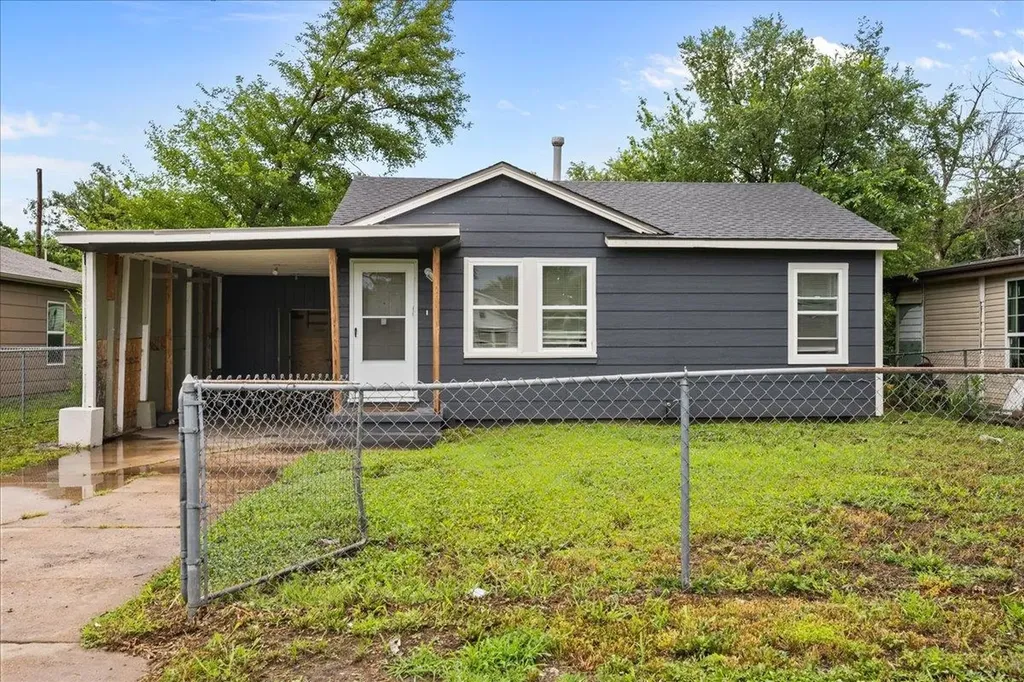 1646 N Poplar Wichita KS 67214