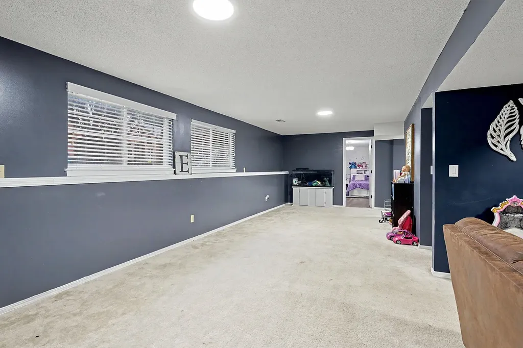 146 E Chestnut Drive Mulvane KS 67110