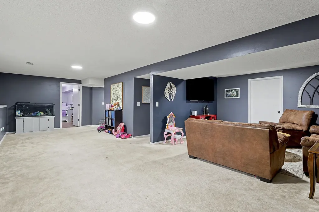 146 E Chestnut Drive Mulvane KS 67110