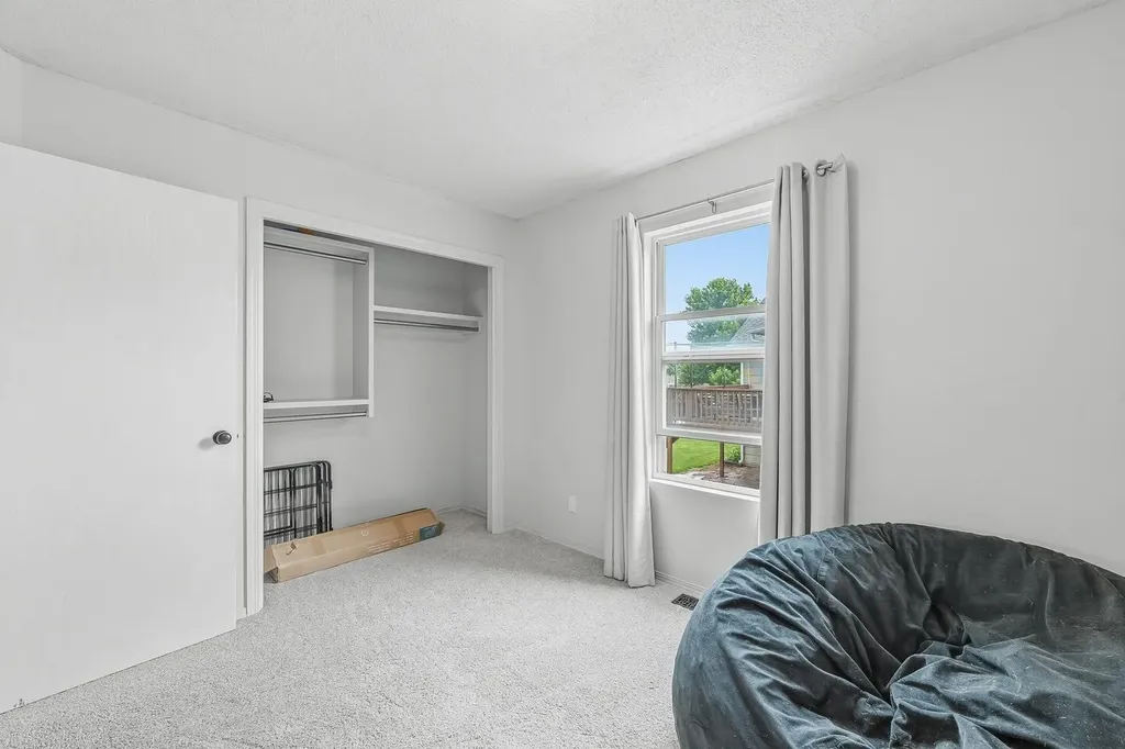10509 W Yosemite Wichita KS 67215-3001