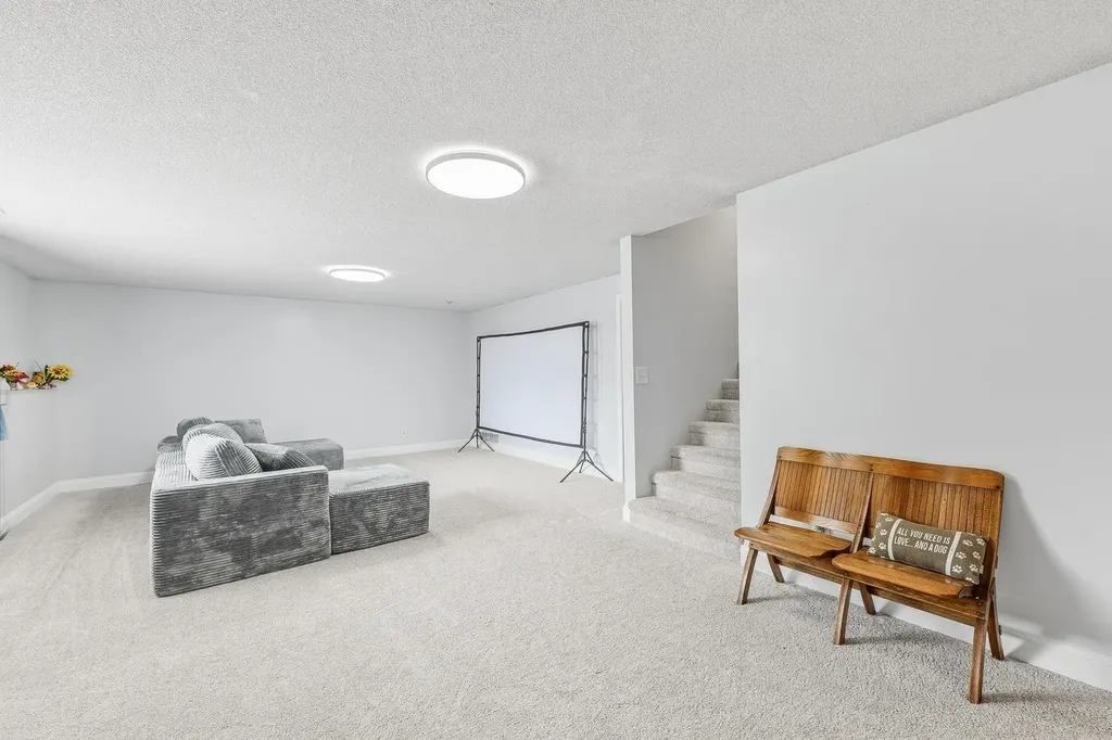 10509 W Yosemite Wichita KS 67215-3001