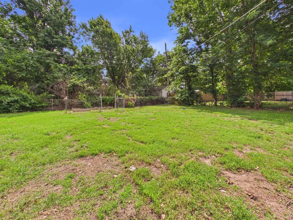 3232 S Gordon Avenue Wichita KS 67217