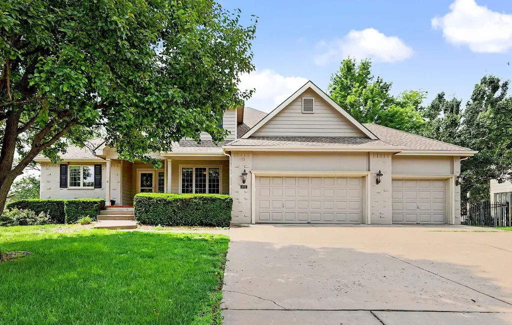 432 N Bridgefield Wichita KS 67230
