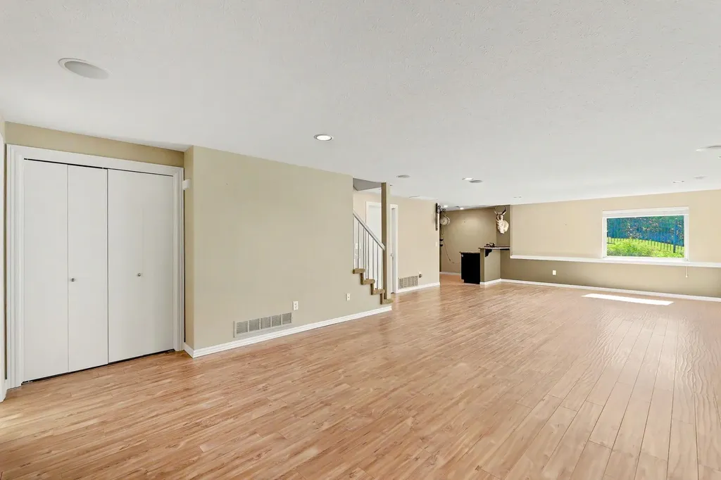 432 N Bridgefield Wichita KS 67230