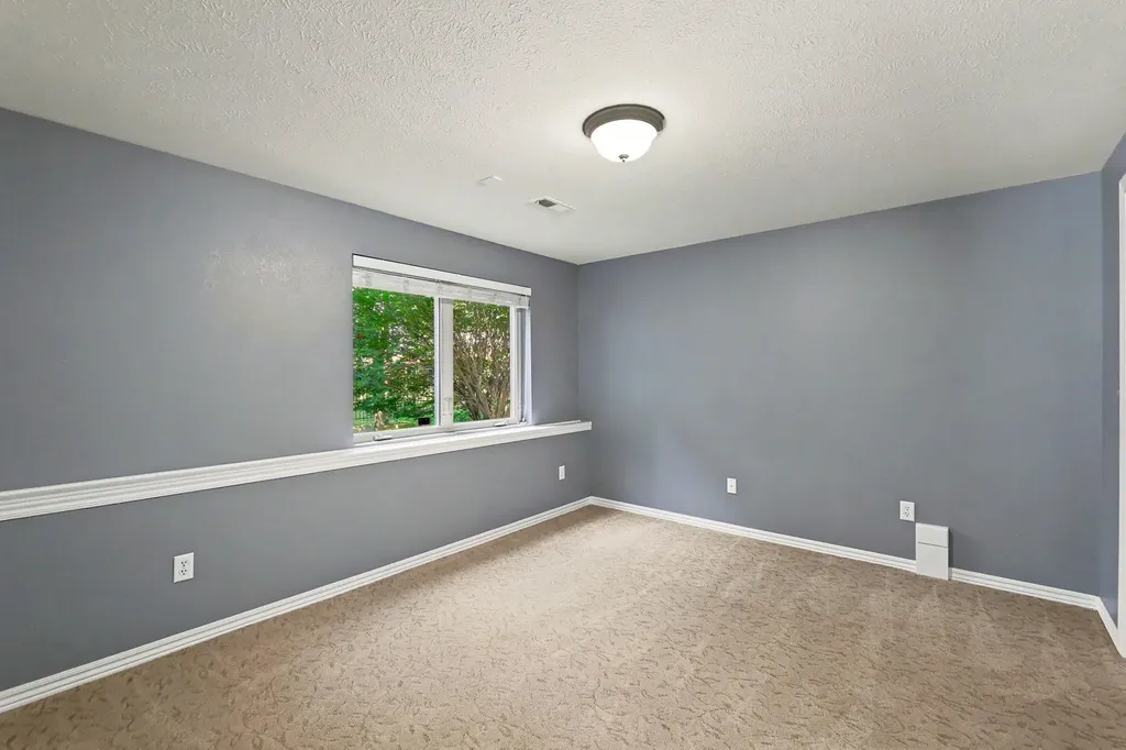 432 N Bridgefield Wichita KS 67230