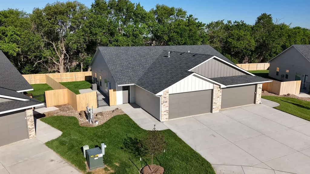 17154-56 W Lawson Circle Goddard KS 67052