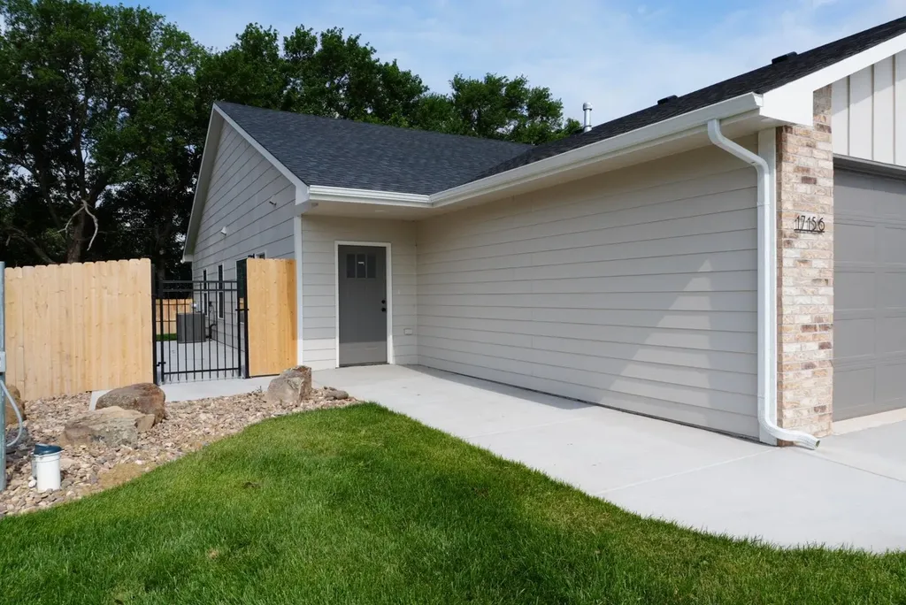 17154-56 W Lawson Circle Goddard KS 67052