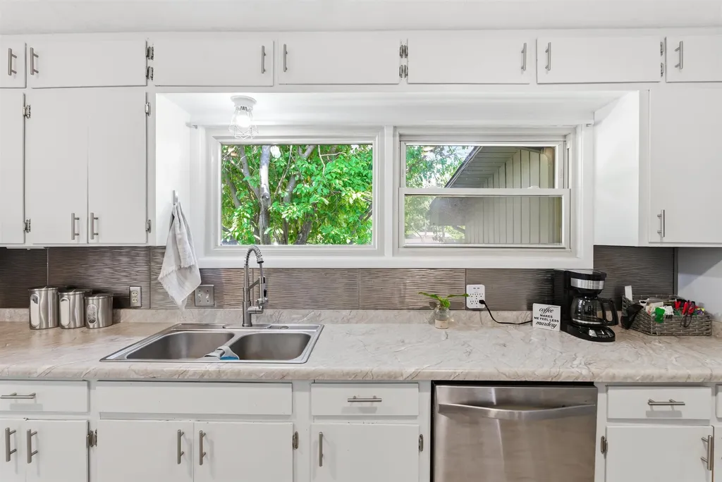 352 S Floyd Street Wichita KS 67209