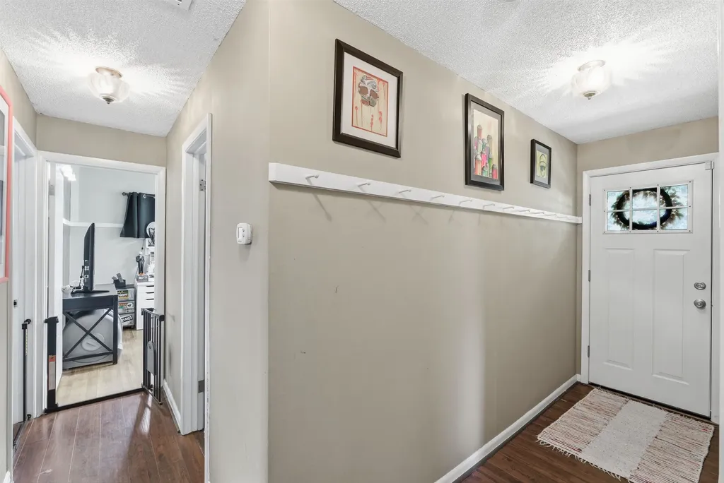 352 S Floyd Street Wichita KS 67209