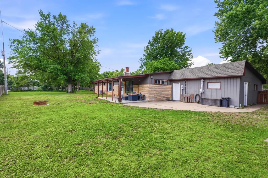 352 S Floyd Street Wichita KS 67209