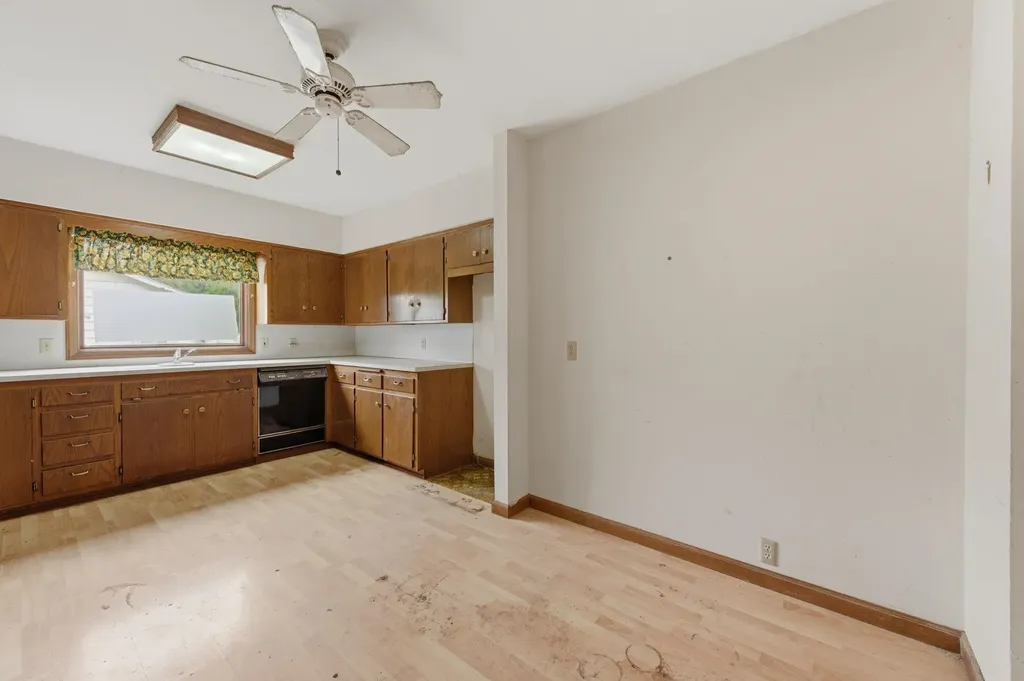 2234 E Rivera Wichita KS 67211