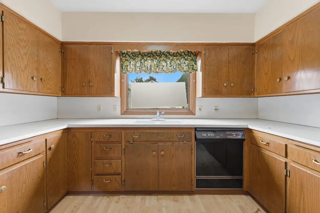 2234 E Rivera Wichita KS 67211